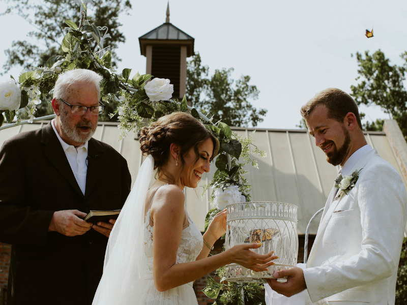 wedding outside of the Orangerie