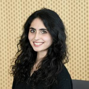 Headshot photo of Ava Buras